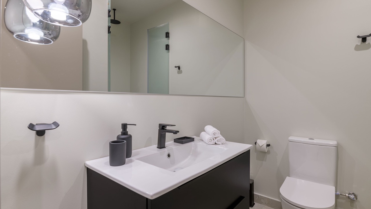 Photo of Bathroom in Plaka