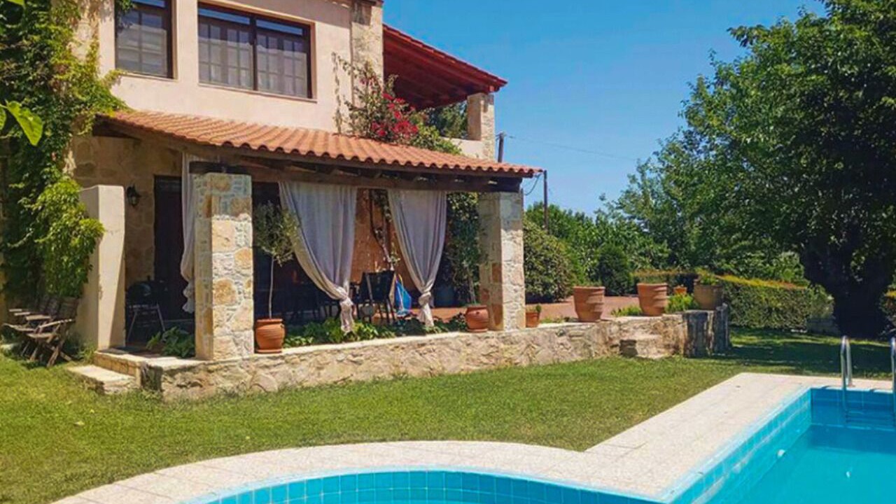 Photo of Outdoor in Skines