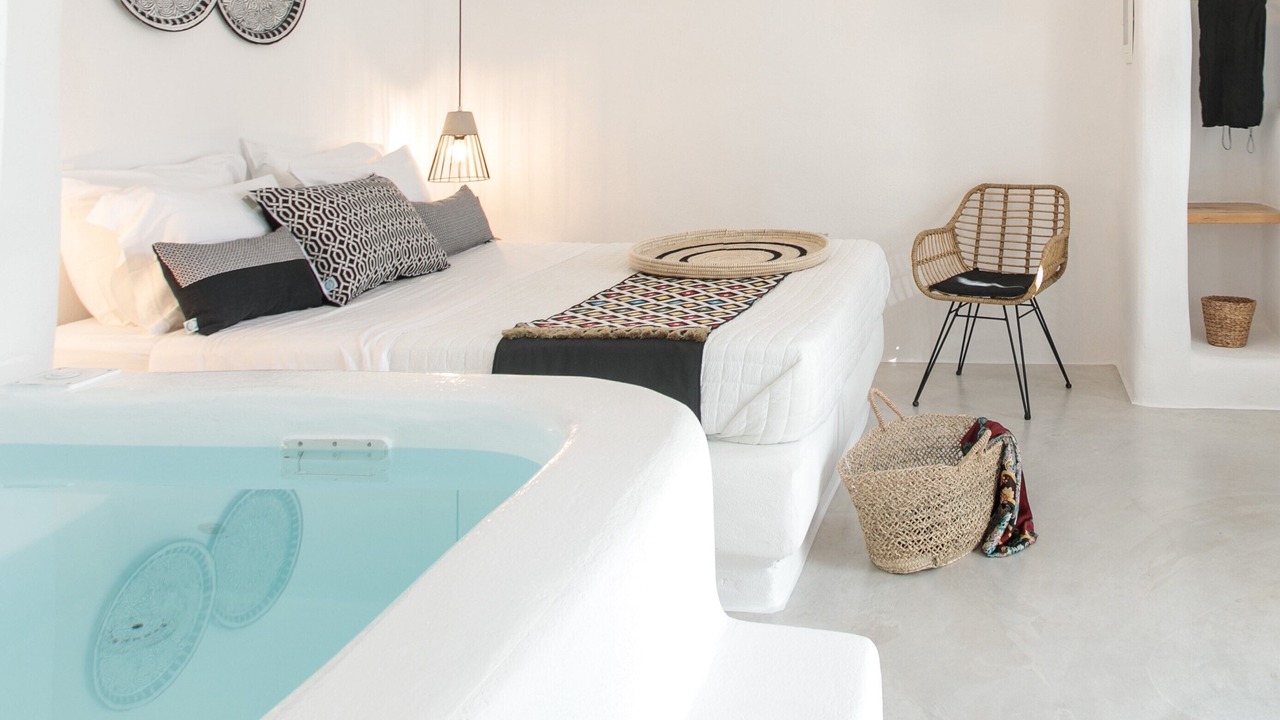 Photo of Bedroom in Milopotas