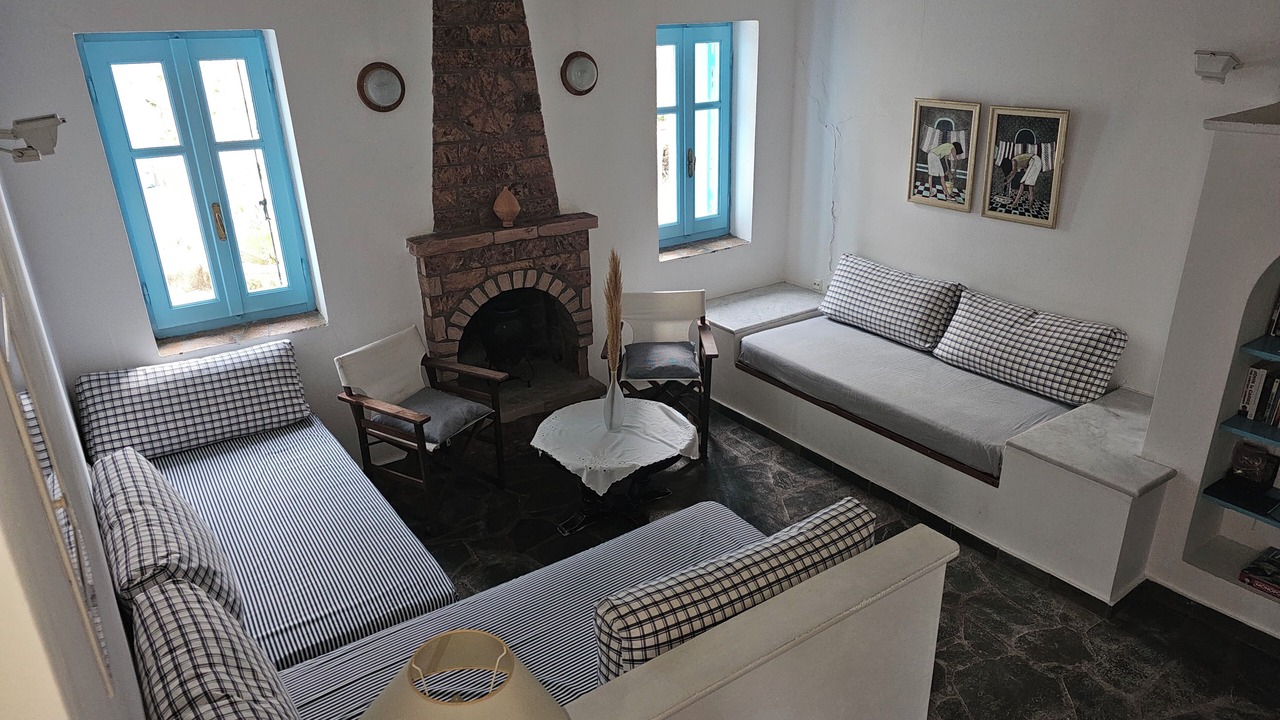 Photo of Livingroom in Egira