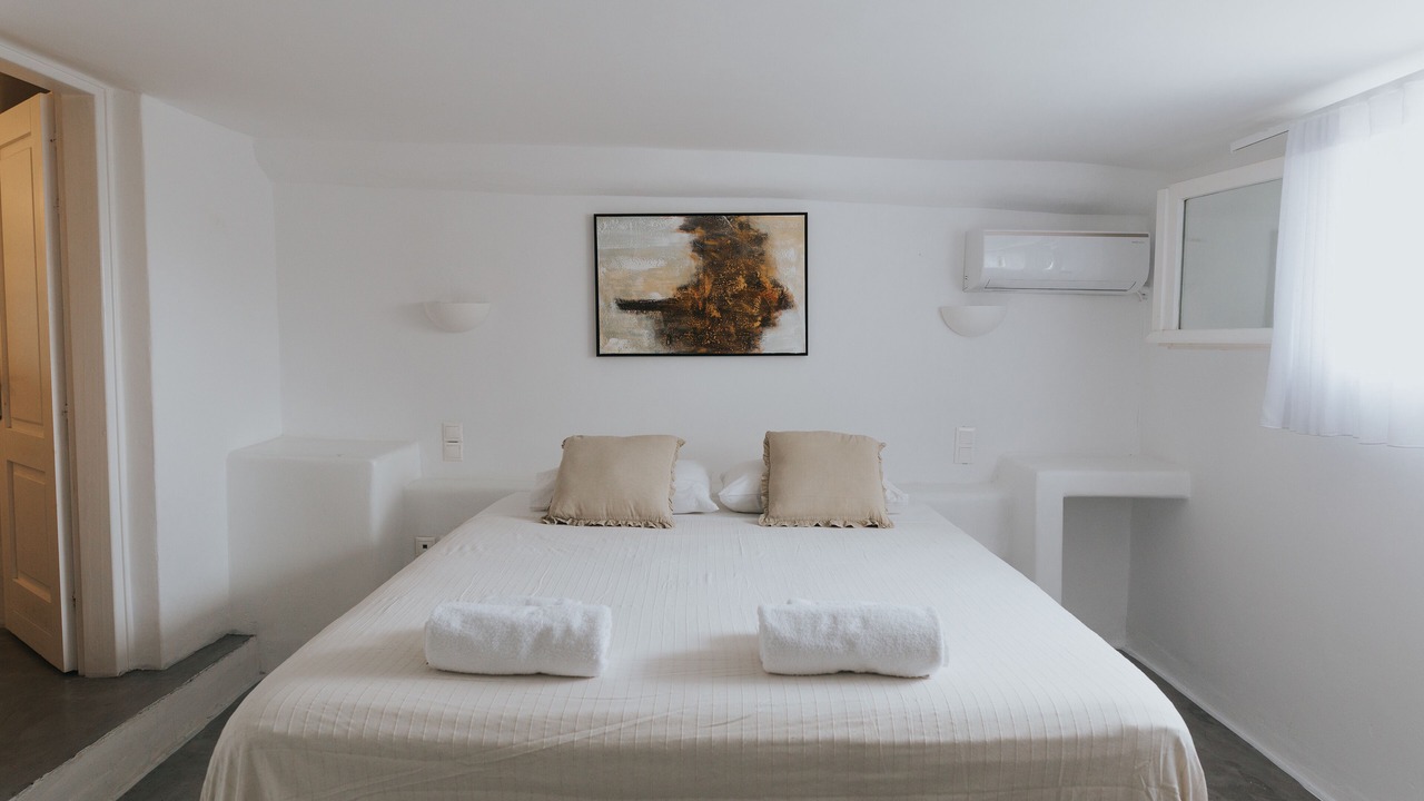Photo of Bedroom in Platis Gialos