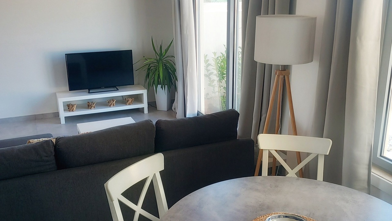 Photo of Livingroom in Armenoi