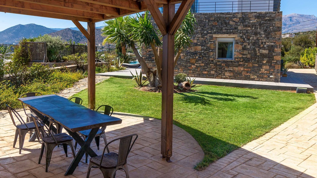 Photo of Outdoor in Katsikia