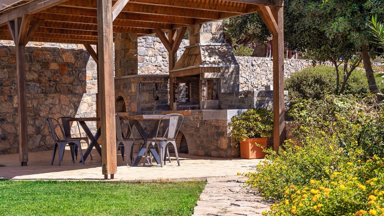 Photo of Outdoor in Katsikia