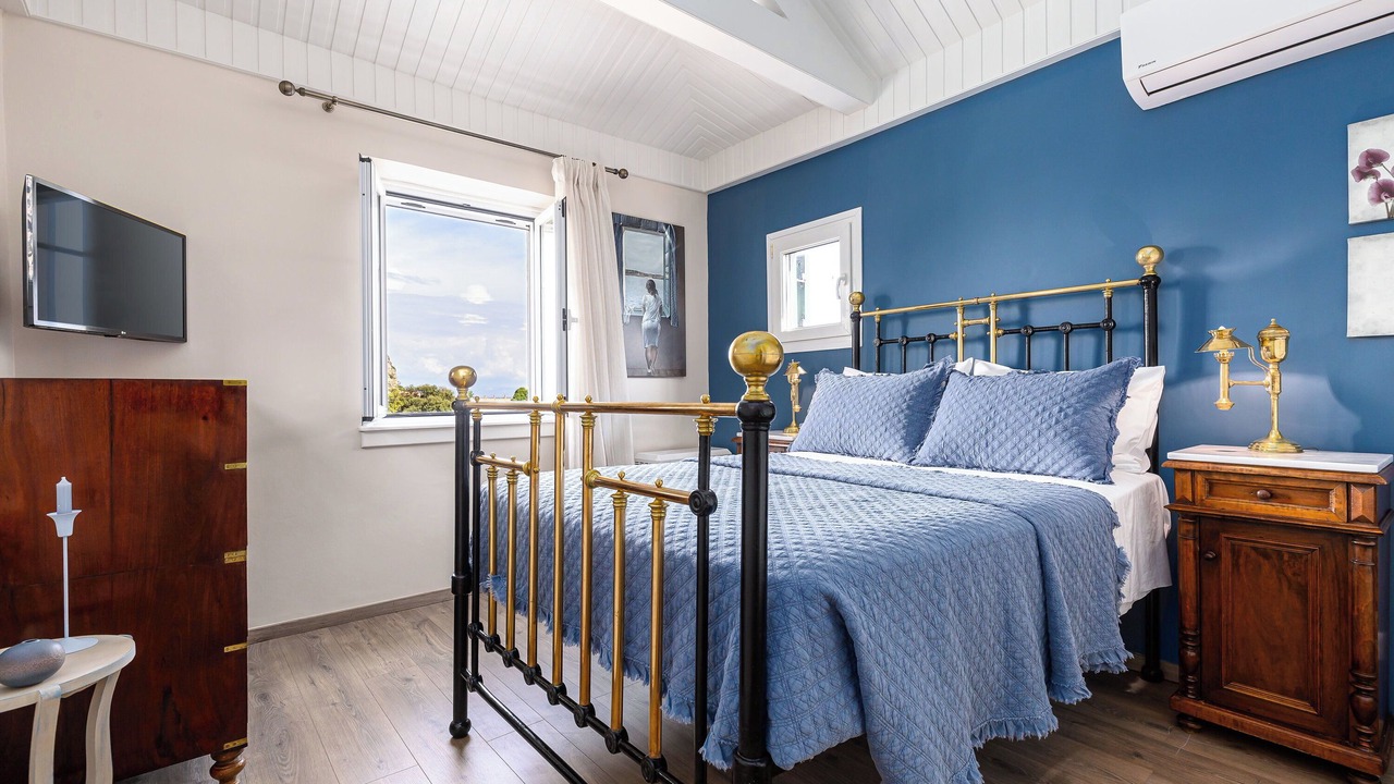 Photo of Bedroom in Old Town