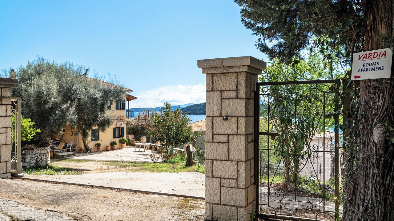 Photo of Outdoor in Mikros Gialos