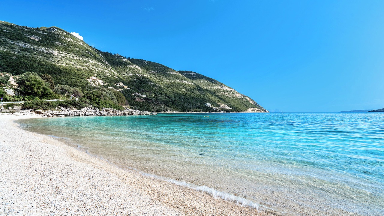 Photo of Others in Mikros Gialos