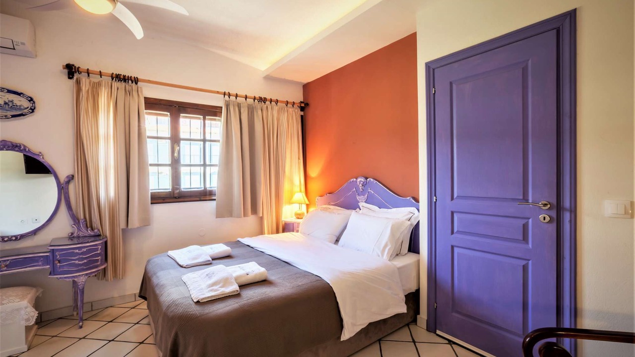 Photo of Bedroom in Paradhisos