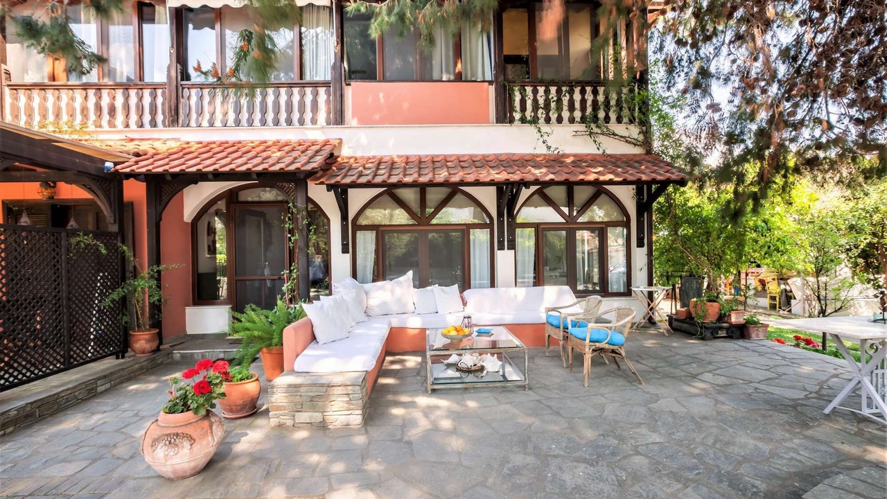 Photo of Patio Balcony in Paradhisos