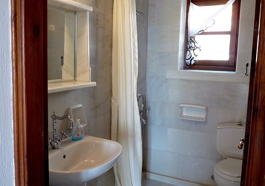 Photo of Bathroom in Moutsouna