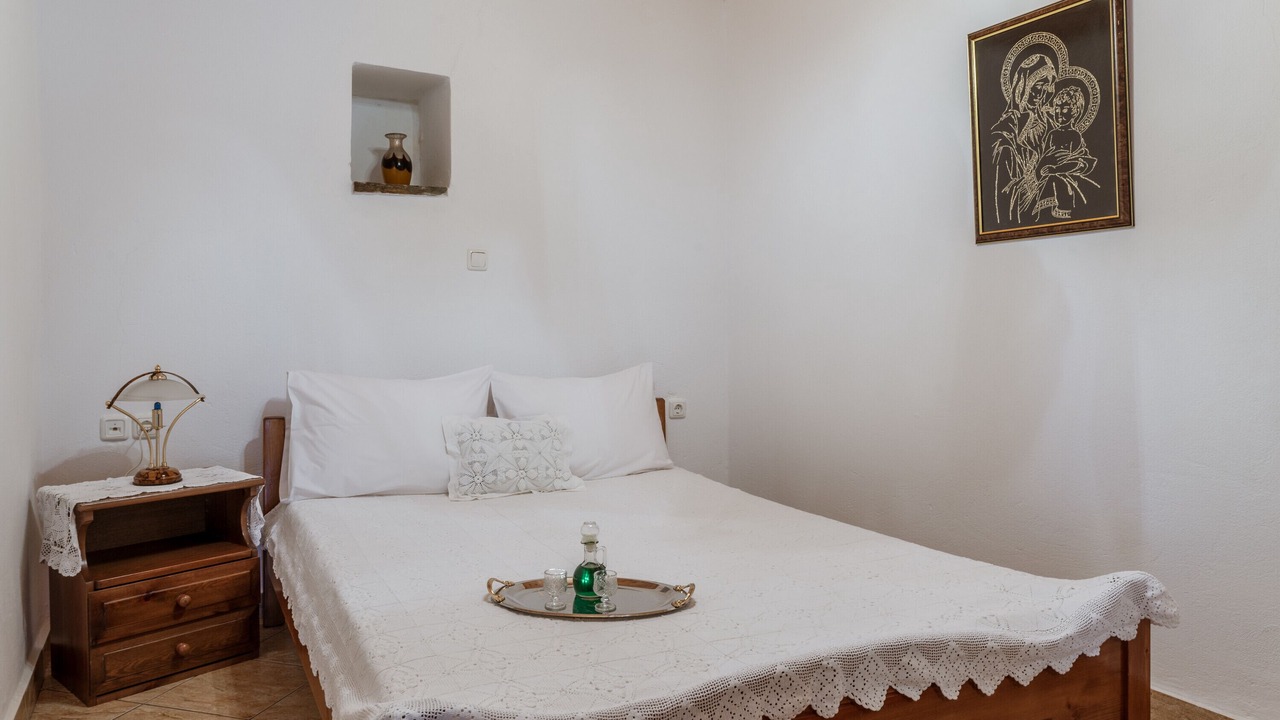 Photo of Bedroom in Koronos