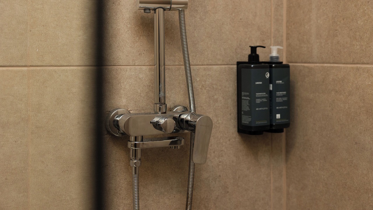 Photo of Bathroom in Vardaris