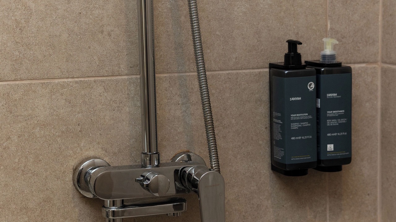 Photo of Bathroom in Vardaris