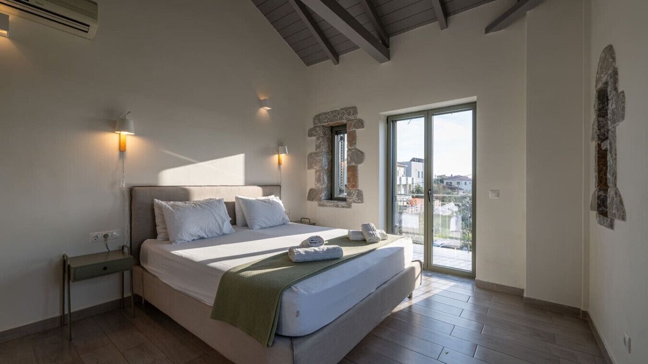 Photo of Bedroom in Lefktron