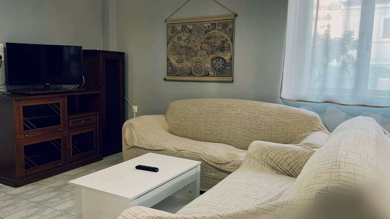 Photo of Livingroom in Troezen