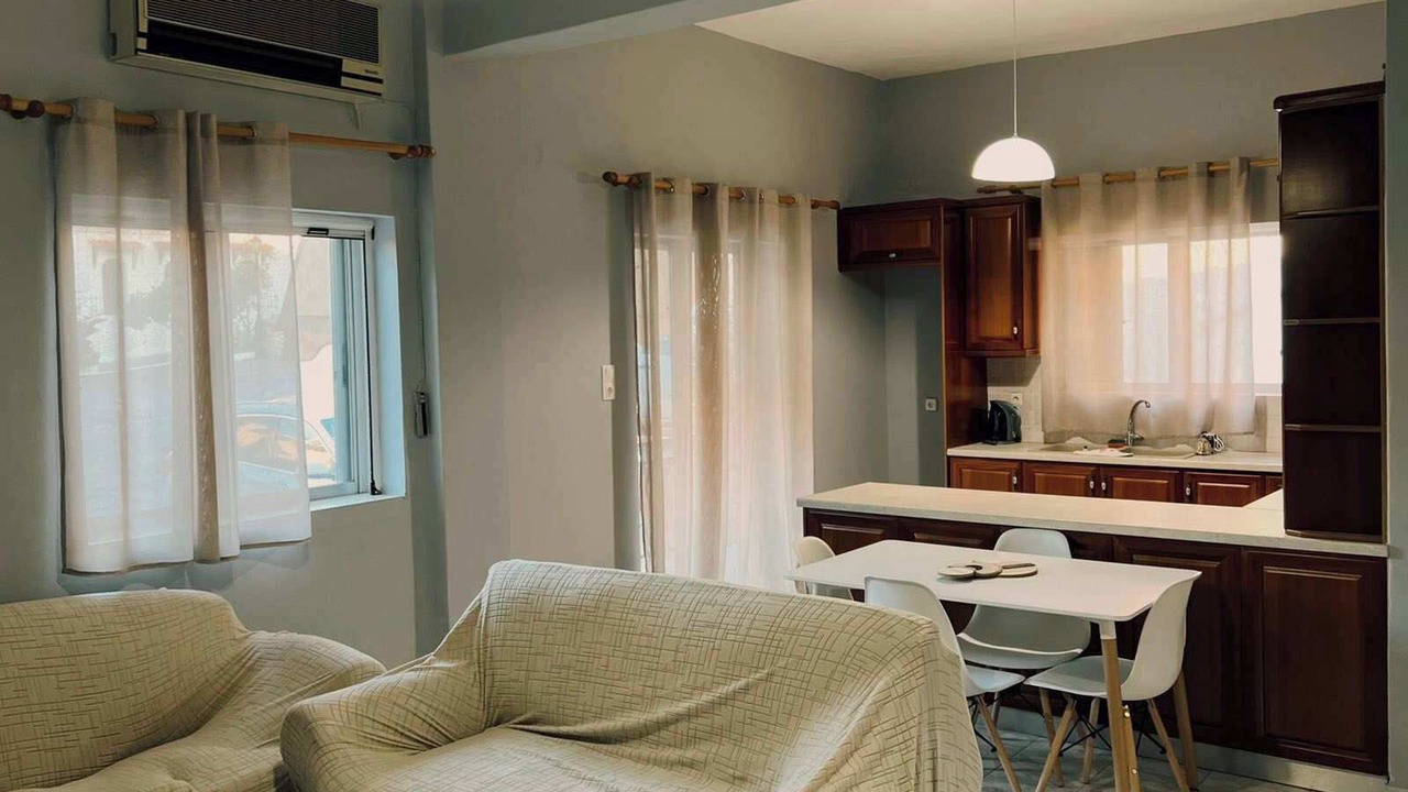 Photo of Livingroom in Troezen