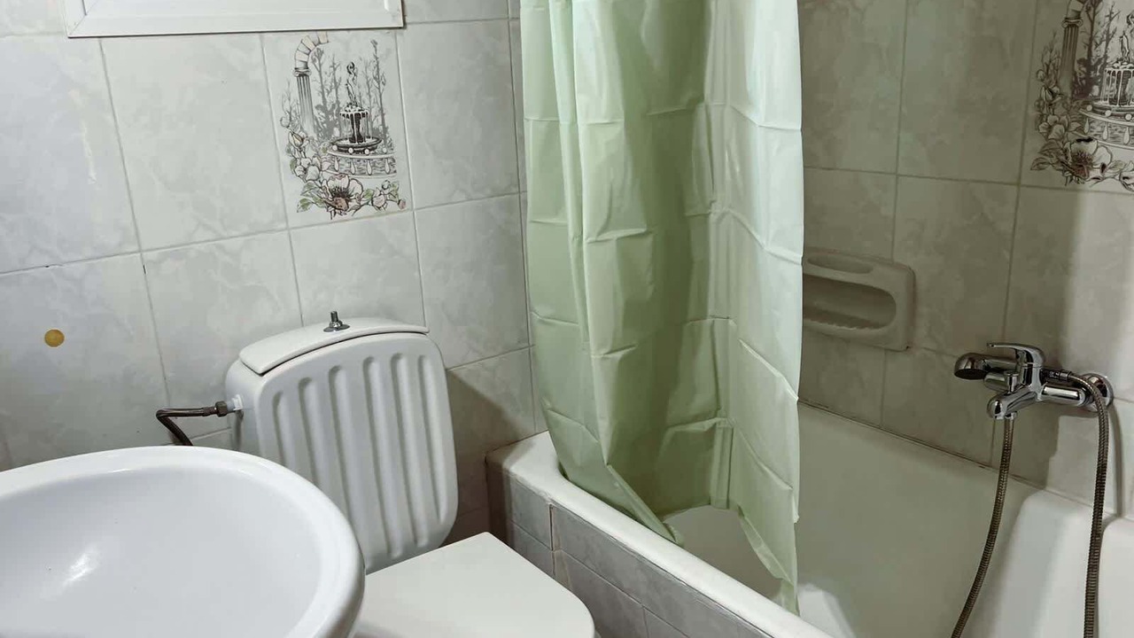 Photo of Bathroom in Troezen