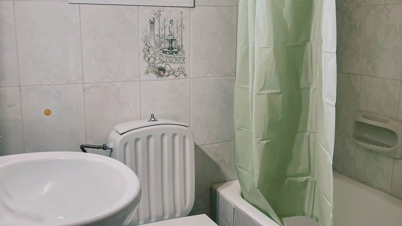 Photo of Bathroom in Troezen
