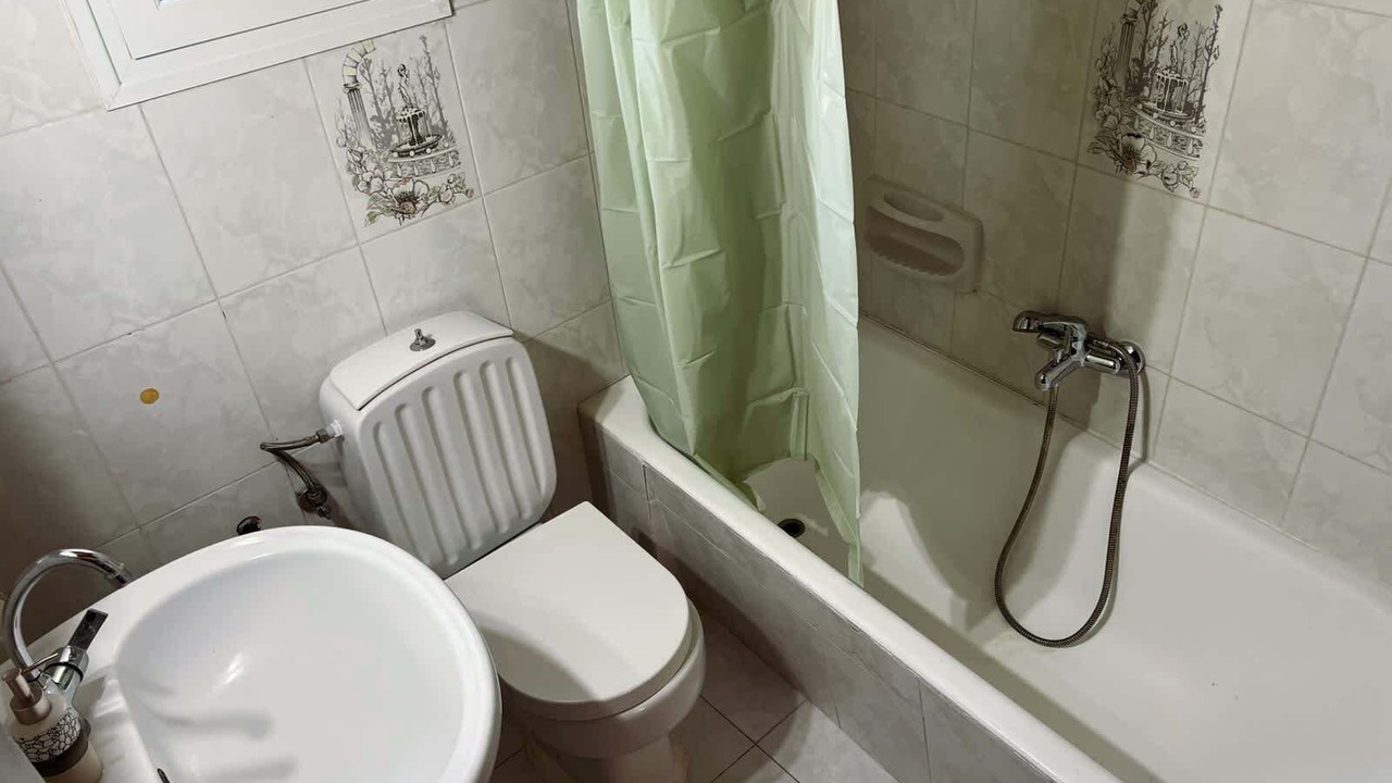 Photo of Bathroom in Troezen