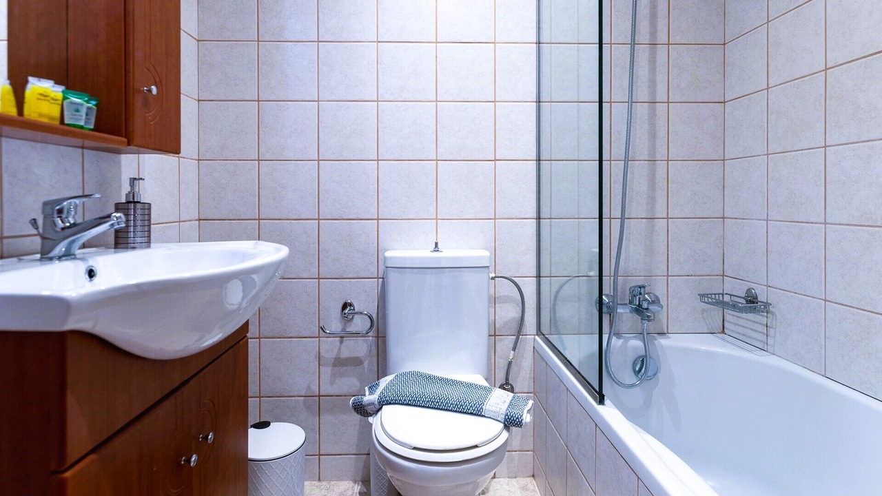 Photo of Bathroom in Nea Alikarnassos