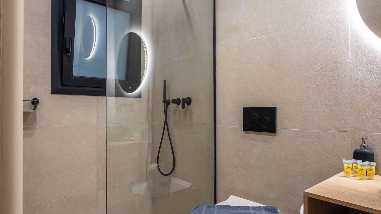 Photo of Bathroom in Plaka
