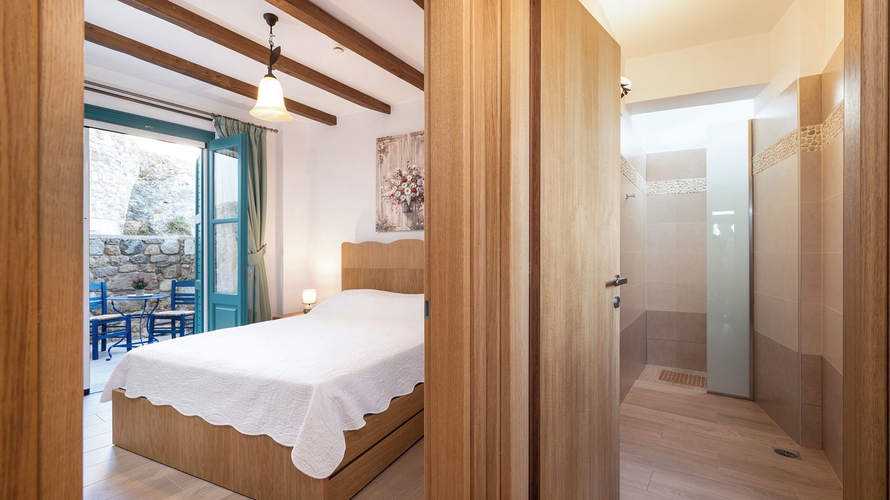 Photo of Bedroom in Asfendiou