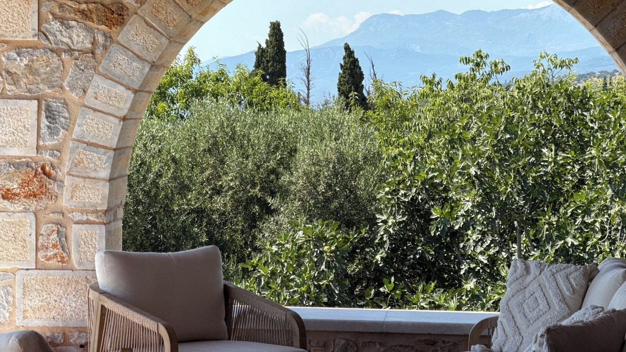 Photo of Outdoor in Omales