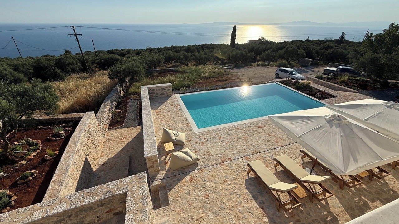 Photo of Outdoor in Omales