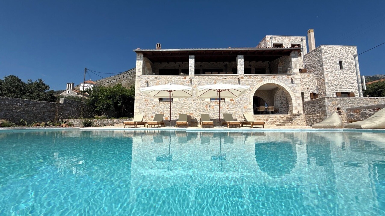 Photo of Outdoor in Omales