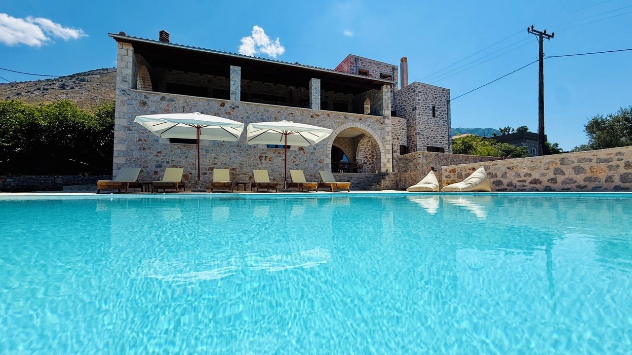 Photo of Outdoor in Omales
