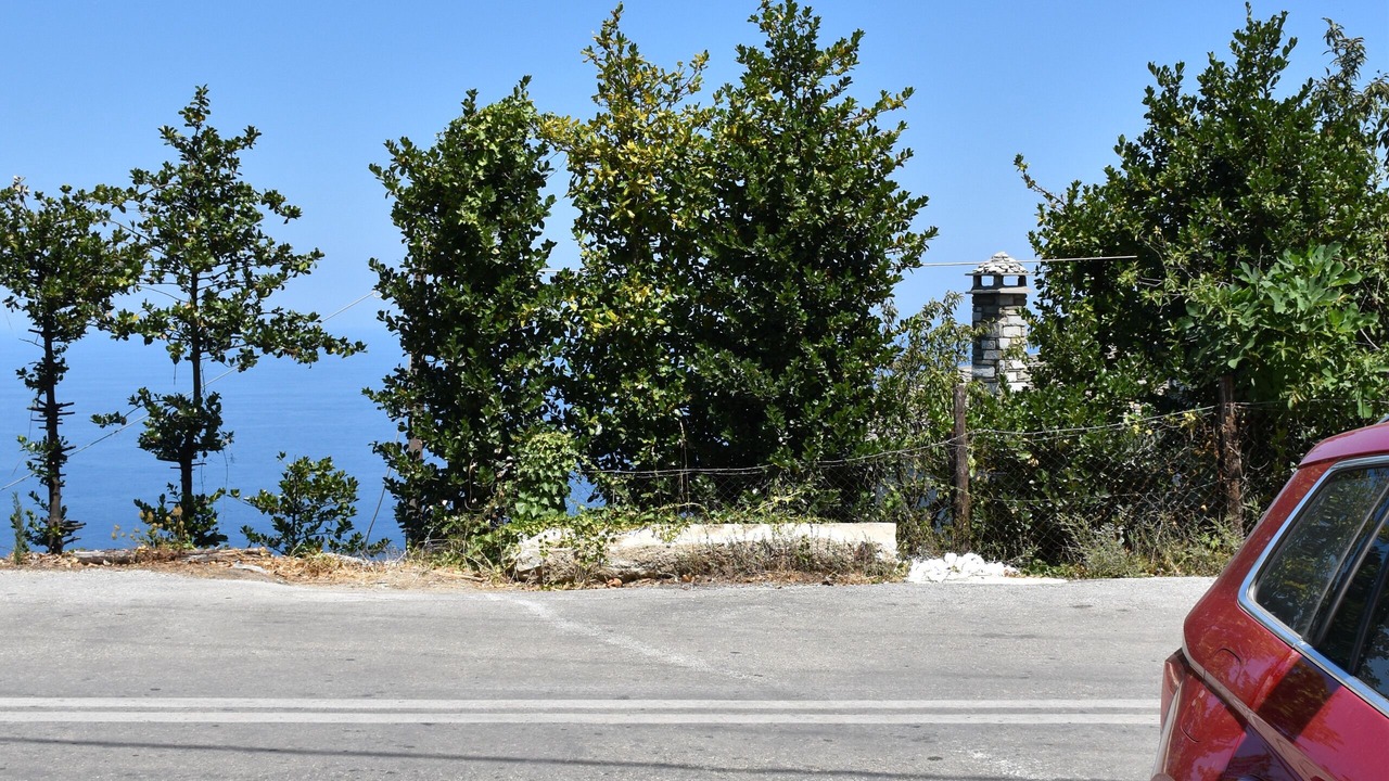 Photo of Outdoor in Mouresi