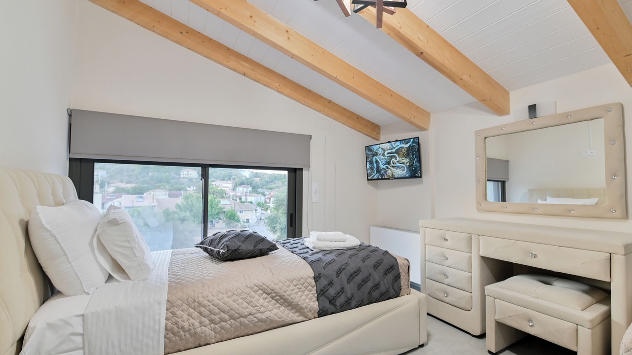 Photo of Bedroom in Evgiros