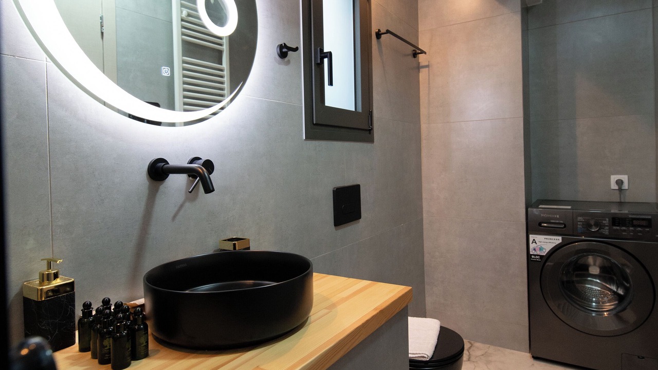 Photo of Bathroom in Evgiros