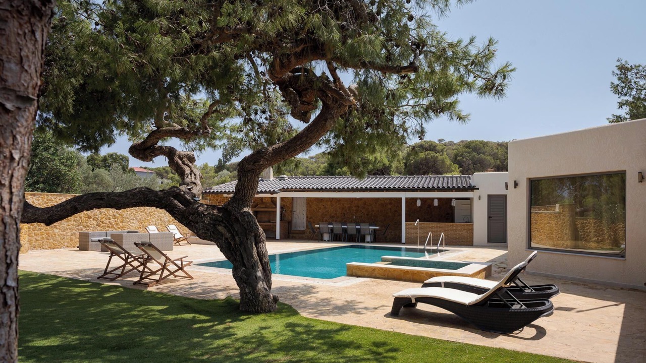 Photo of Outdoor in Anavyssos