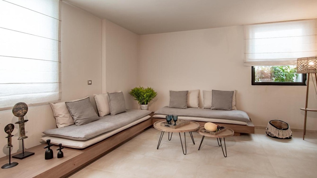 Photo of Livingroom in Troezen