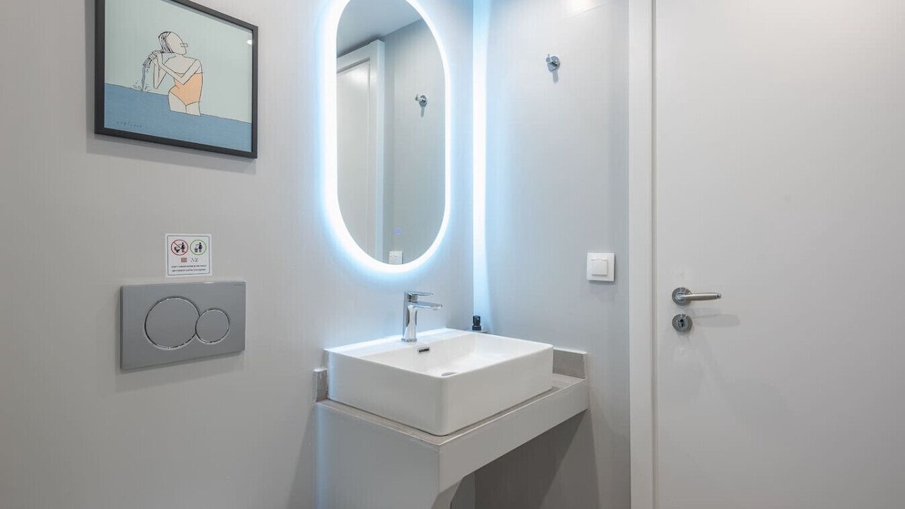 Photo of Bathroom in Monastiraki