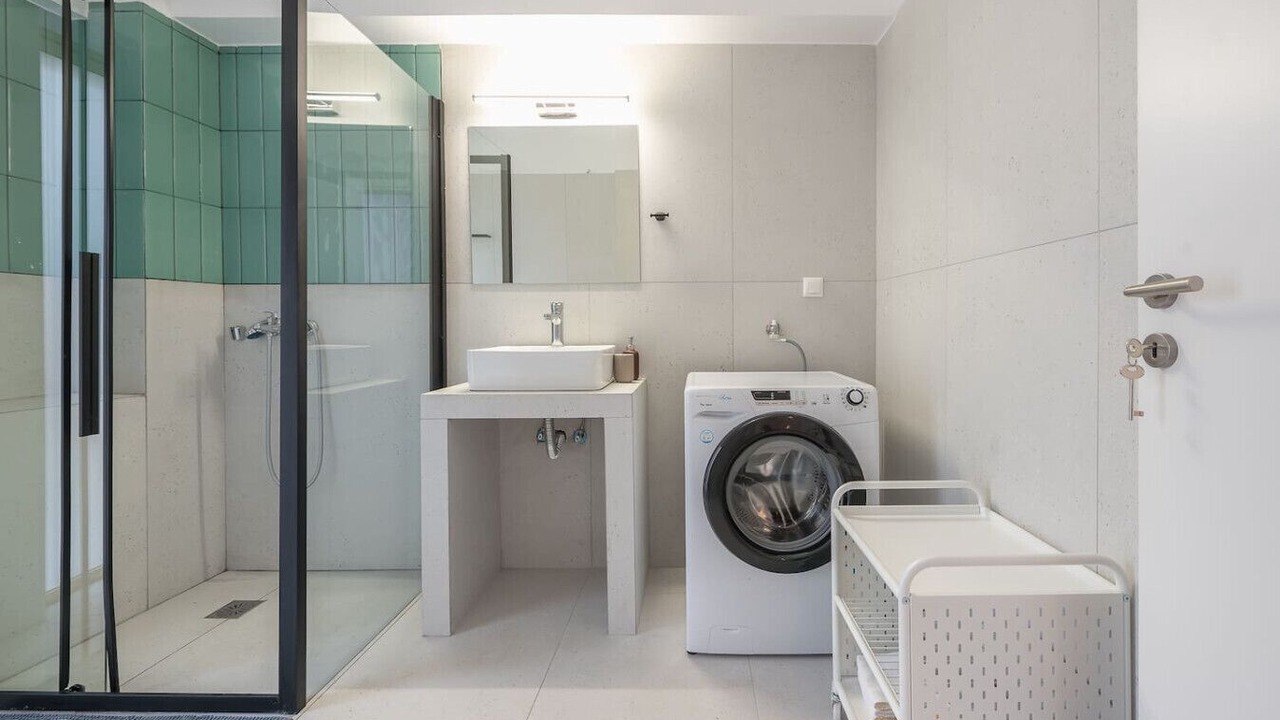Photo of Bathroom in Exarhia
