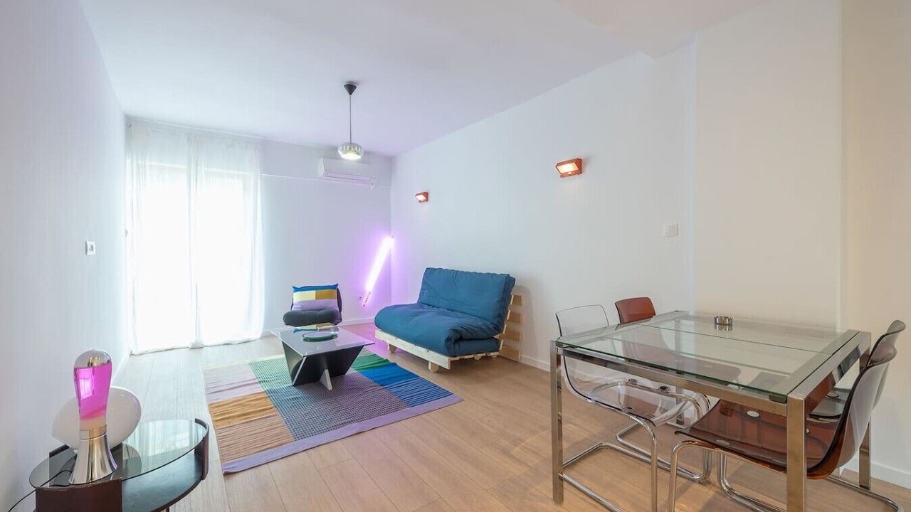 Photo of Livingroom in Exarhia