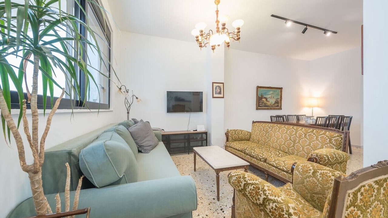 Photo of Livingroom in Psirri