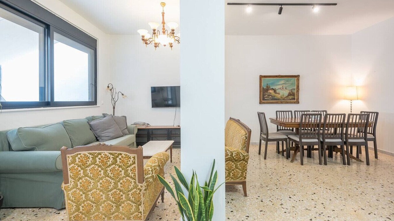 Photo of Livingroom in Psirri