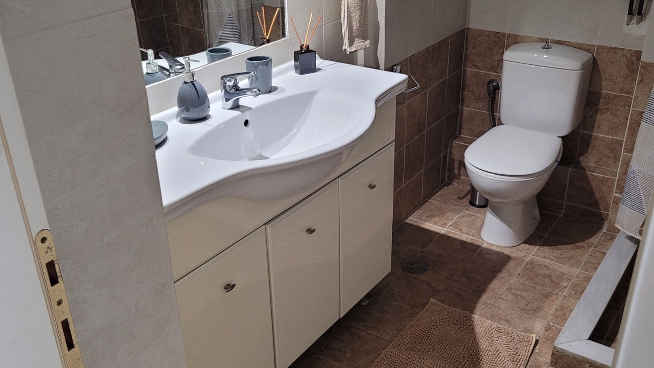 Photo of Bathroom in Nea Chalkidona