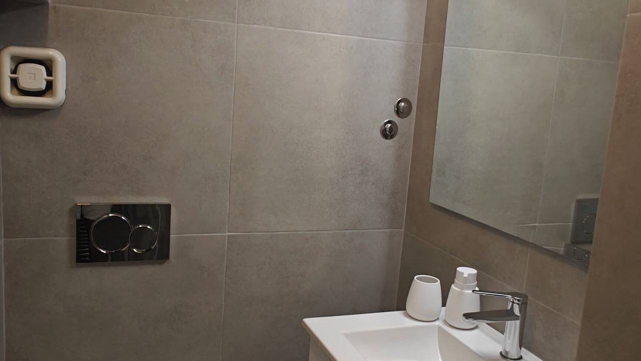 Photo of Bathroom in Kerameikos