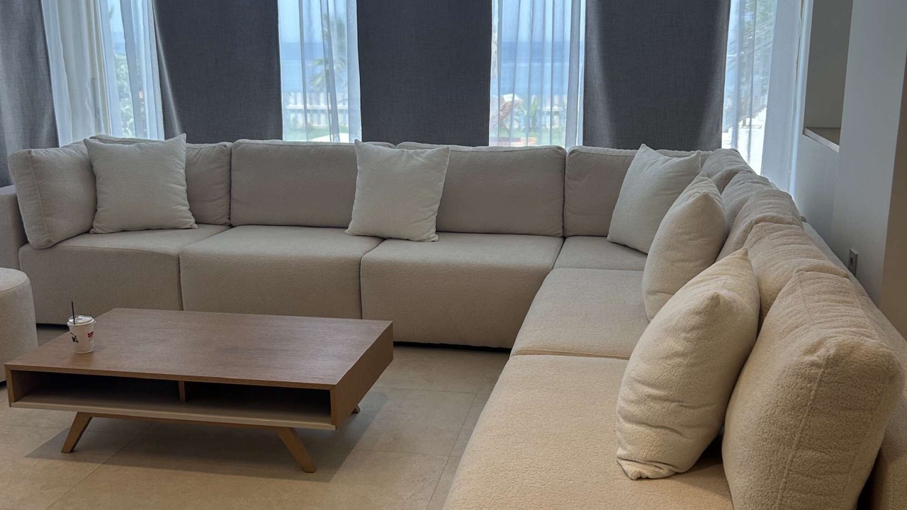 Photo of Livingroom in Neromilos