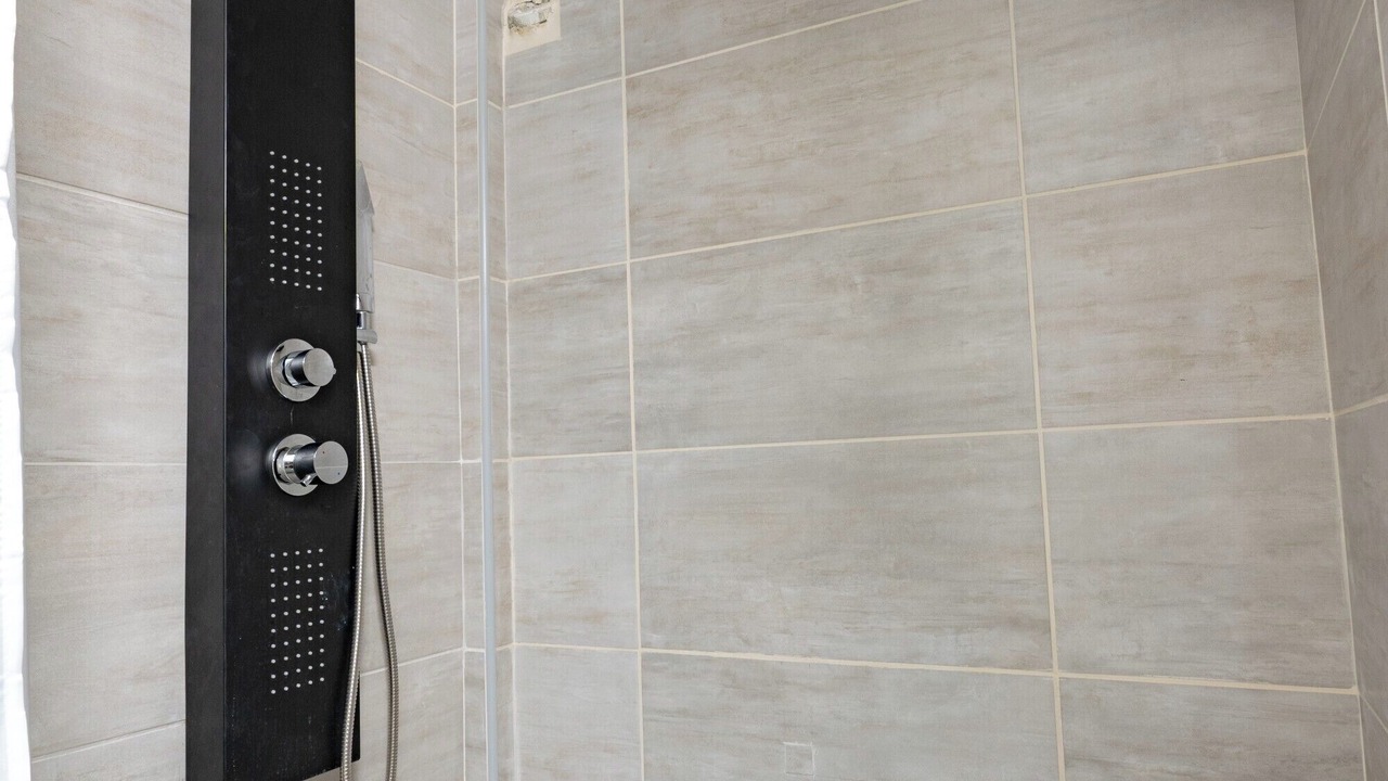Photo of Bathroom in Petroupoli