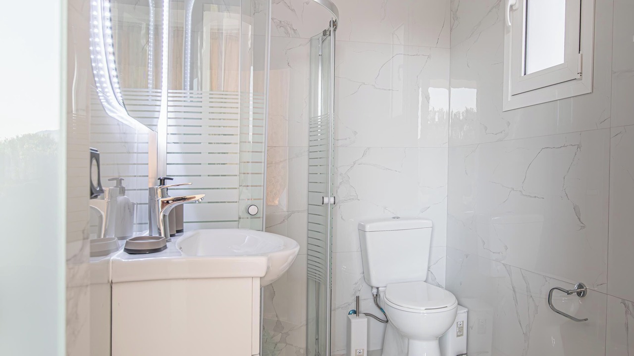 Photo of Bathroom in Haraki