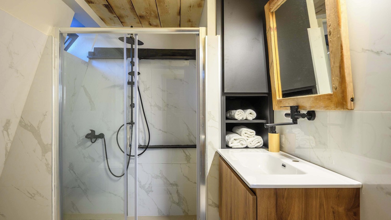 Photo of Bathroom in Nea Alikarnassos