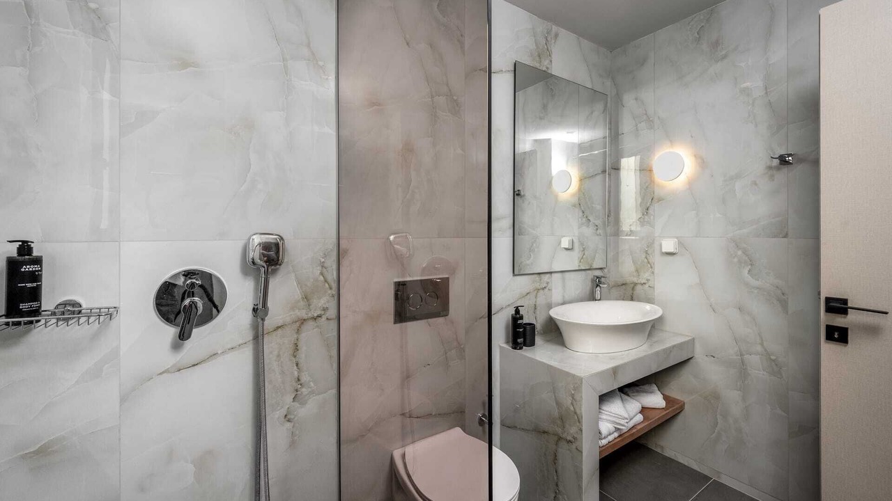 Photo of Bathroom in Gennadi