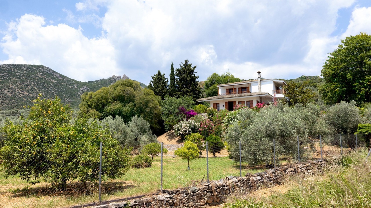 Photo of Outdoor in Artemida