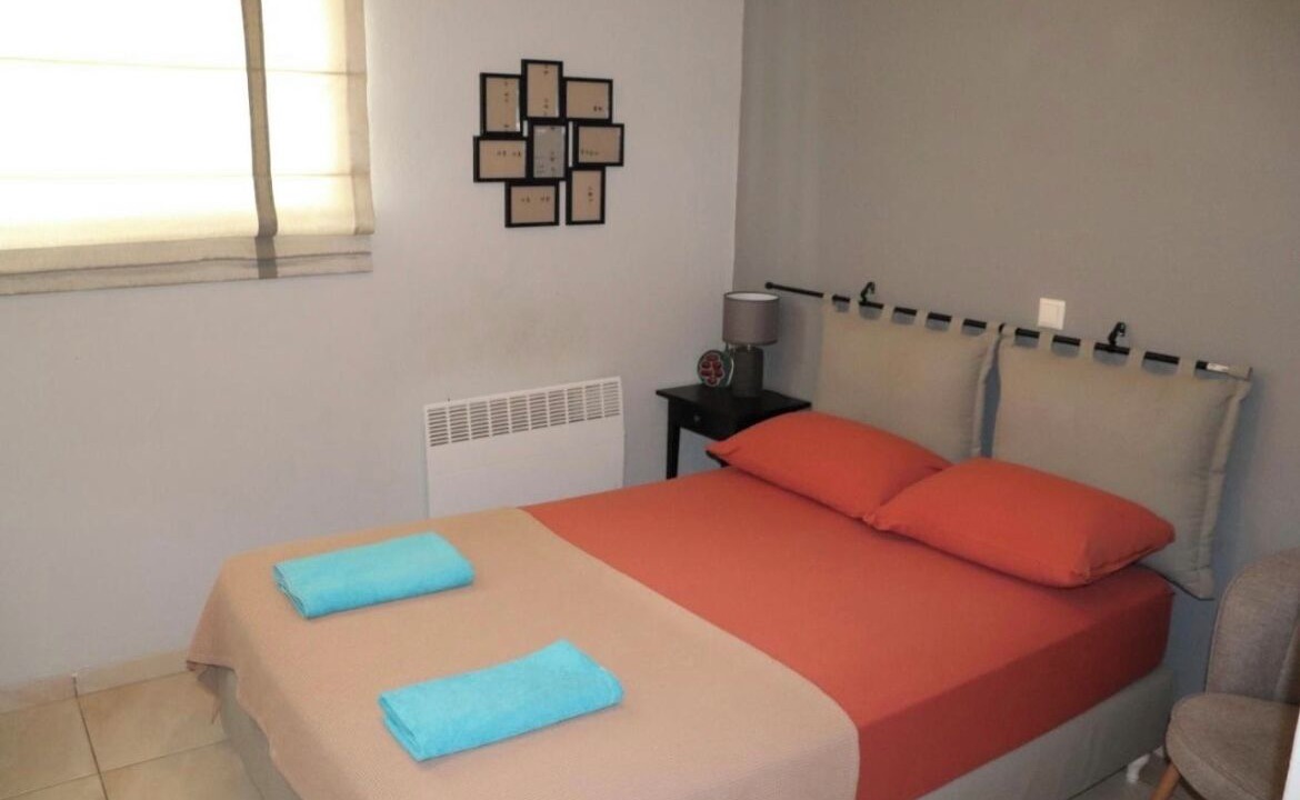 Photo of Bedroom in Markopoulon