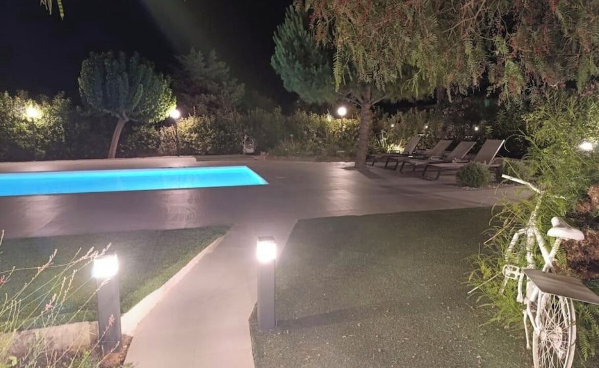 Photo of Outdoor in Markopoulon